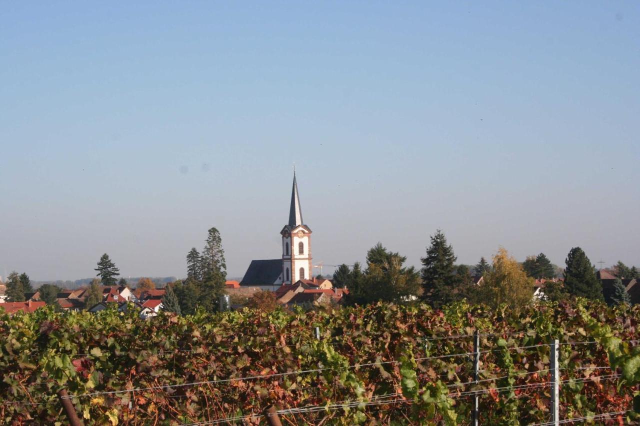Ferienwohnung Spatzennest In Edesheim Esterno foto